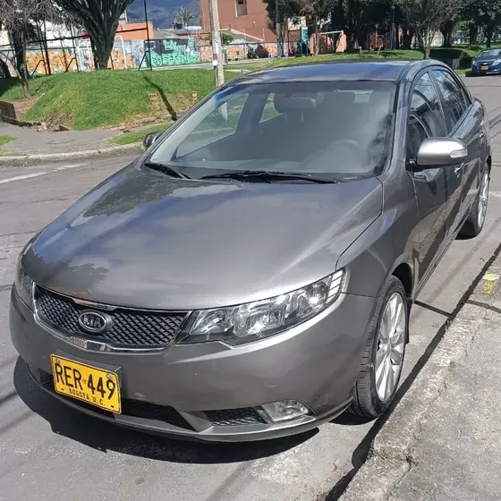 Kia Cerato Forte 2011 1.6