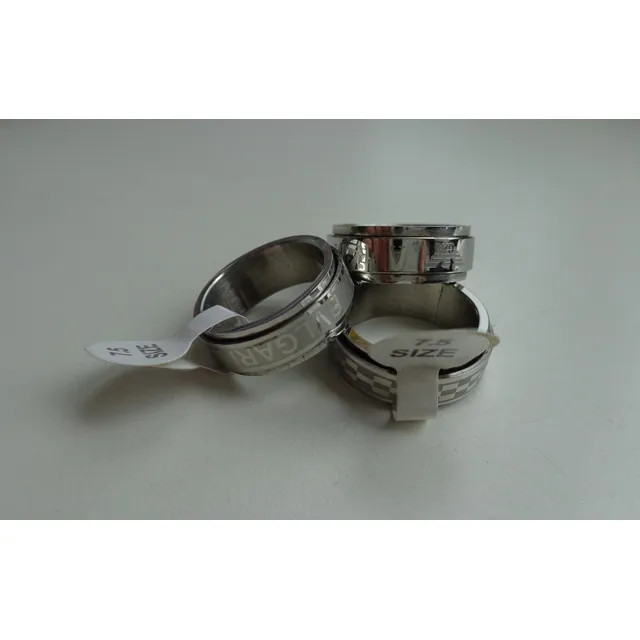 Anillos Acero Inoxidable Talla 7 1/2 Nuevos