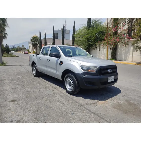Ford Ranger 2.5 Xlt Cabina Doble 4x2 Mt