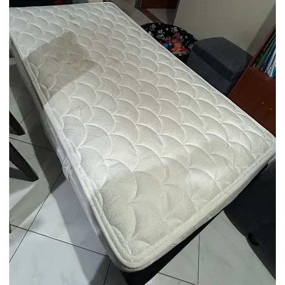 Base Camas Con Colchón Sencillas