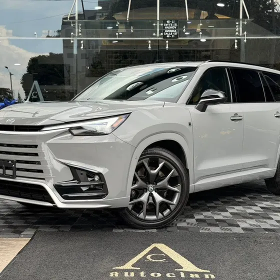 Lexus Tx 550h+ 2026 2.4 Hybrid