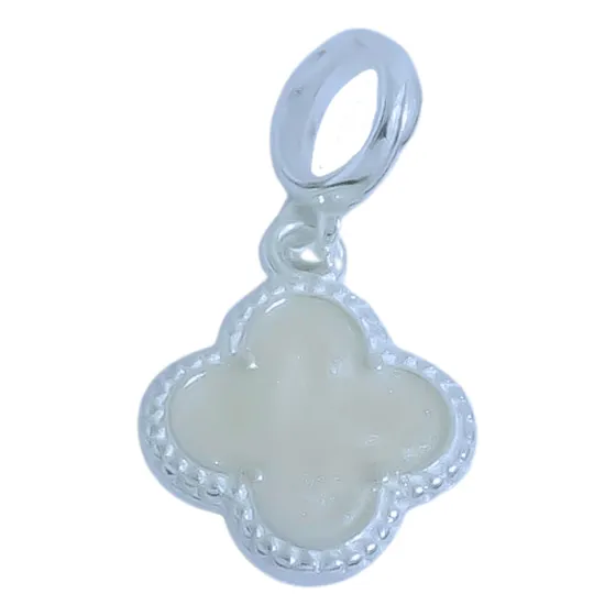 Berloque Trevo Van Cleff Em Prata 925 Cor Branco Perolado
