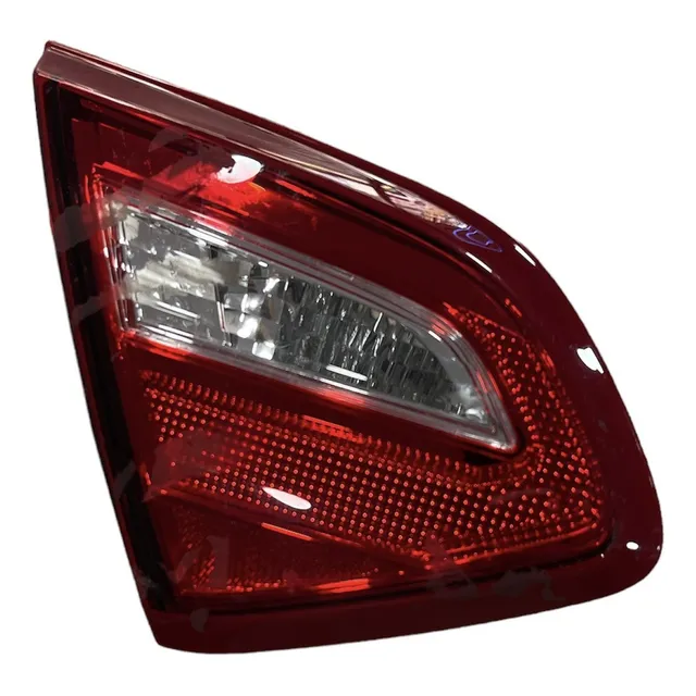 Stop Maleta Izquierdo Nissan Altima 2016-2019 Usado