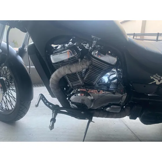 Suzuki Intruder
