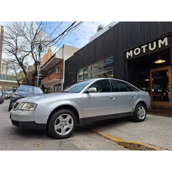 Audi A6 2.8 V6 Quattro