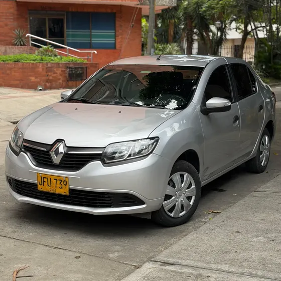 Renault Logan 2017 1.6 Expression / Life +