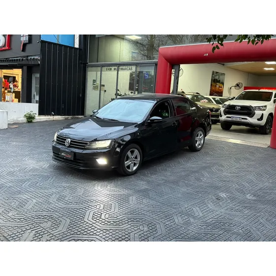 Volkswagen Vento 2.5 Advance Plus 170cv