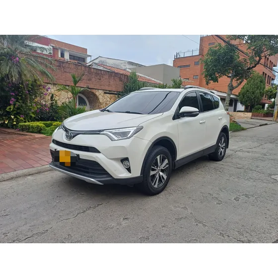 Toyota Rav4 2.5 Xroad