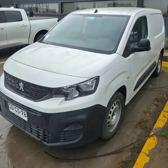 Peugeot Partner 2022
