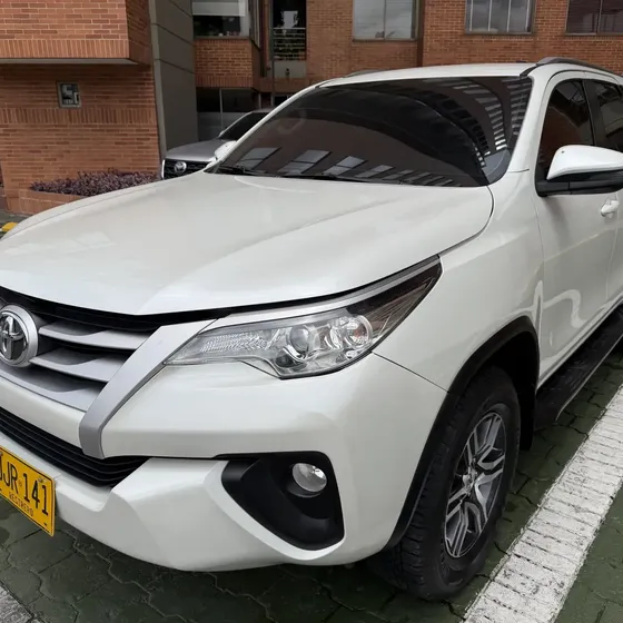 Toyota Fortuner 2020 2.4 Street At 7as