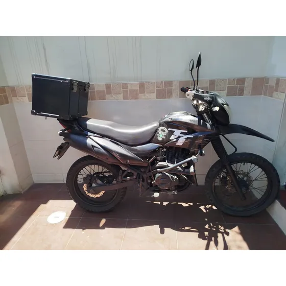 Moto Usada En Buenas Condiciones Ideal Para Ciudad