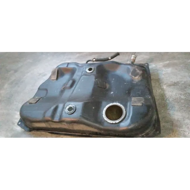 Tanque De Gasolina Toyota Corolla 1999