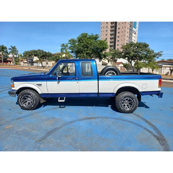 Ford F1000