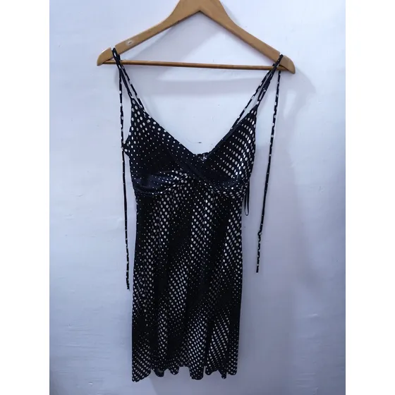 Vestido Usado Color Negro Con Pepas Blancas