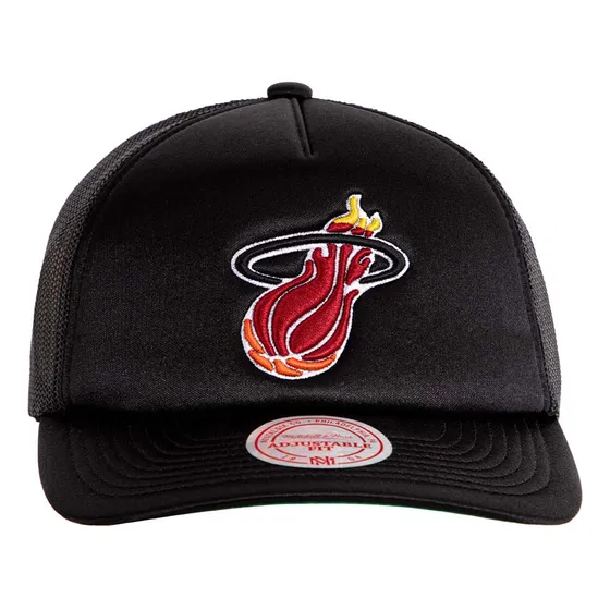Jockey Gorro Mitchell And Ness Miami Heat Puff Trucker