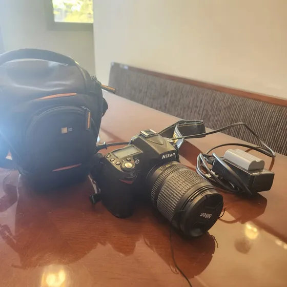 Nikon D90 Dslr Negro, Sensor Cmos 12.3 Mpx Impecable