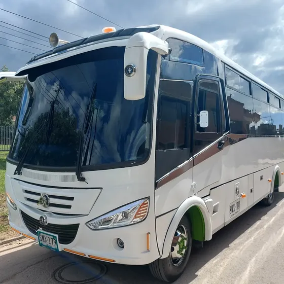 Mercedes-Benz Lo-915 2012 4200 Cc 37 Psjs