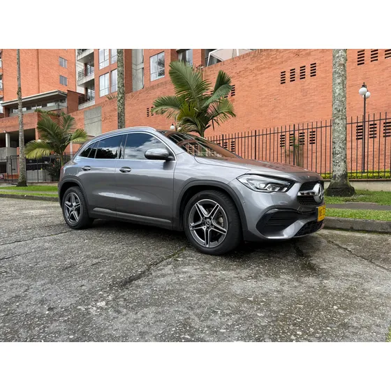 Mercedes-benz Clase Gla 1.3t Amg Line