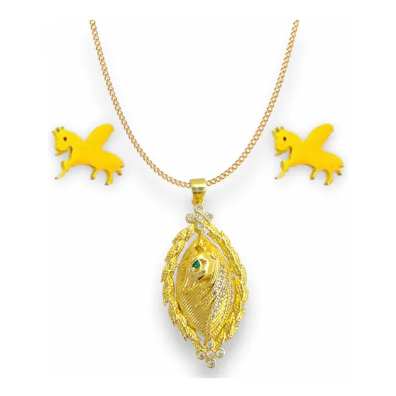 Juego De Unicornios Collar Y Aretes Estuche Incluido.
