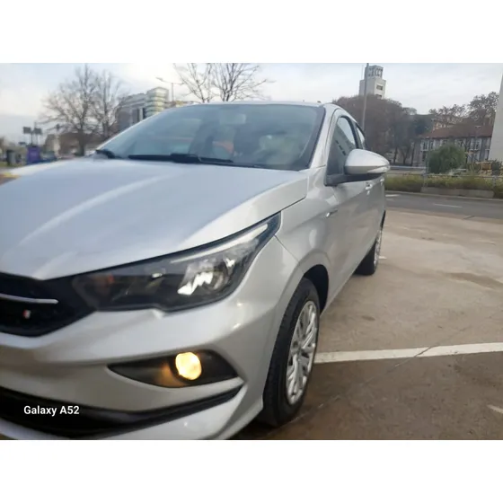 Fiat Cronos 1.3 Drive Mt