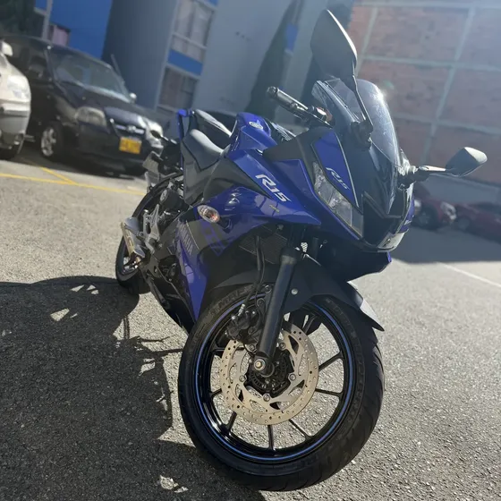 Yamaha R15