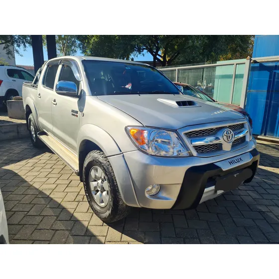 Toyota Hilux 3.0 Tdi Sr Cab Doble 4x2 Doble Airbag