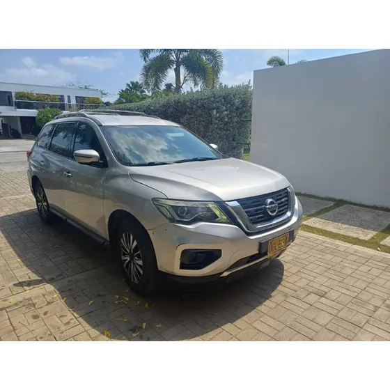 Nissan Pathfinder 3.5 R52 Sense