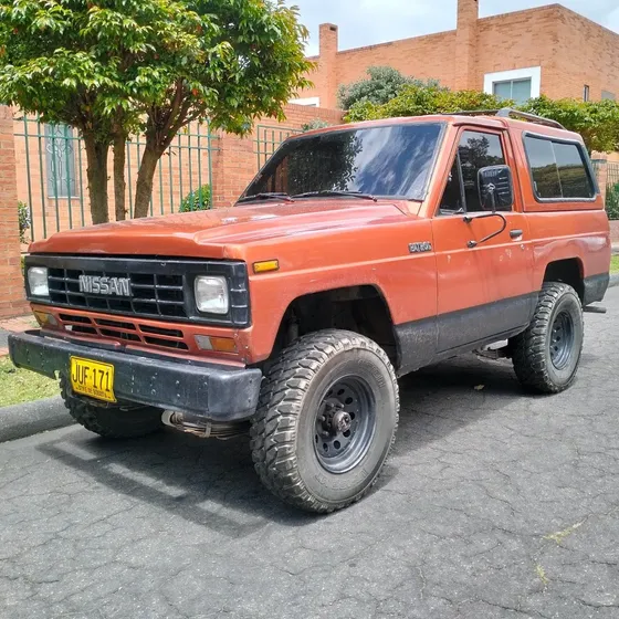 Nissan Patrol 1984 Samurai 4x4