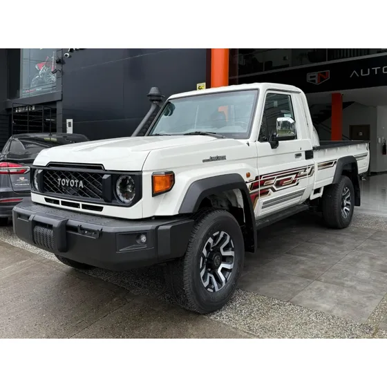 Toyota Land Cruiser 2.8 Gdj79