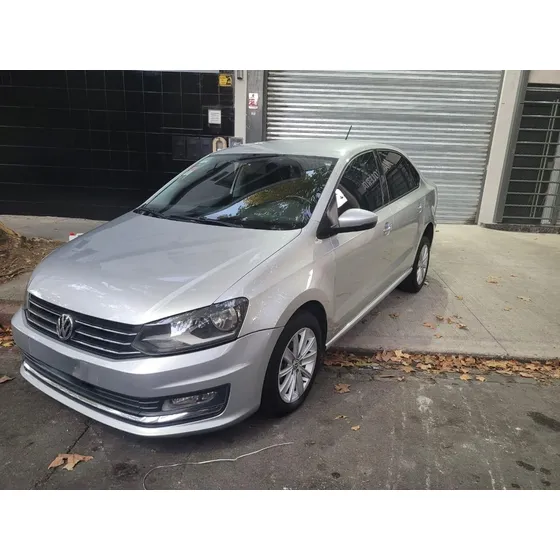 Volkswagen Polo 1.6 Comfortline Tiptronic