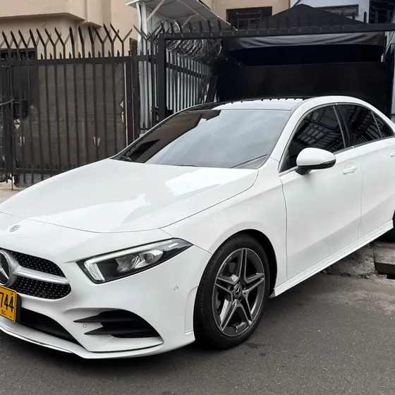 Mercedes-Benz Clase A 2023 A 200 1.4 Sedan Amg Line