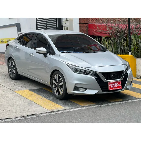 Nissan Versa 1.6 Advance