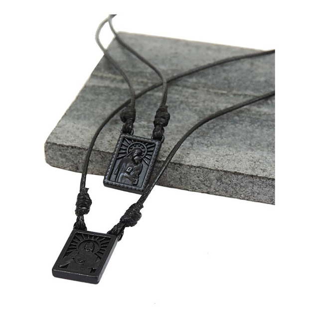 Escapulário Masculino Cordão Preto Ouro Velho (várias Cores) Escapulário Masculino Cordão Preto Ouro Velho (várias Cores)