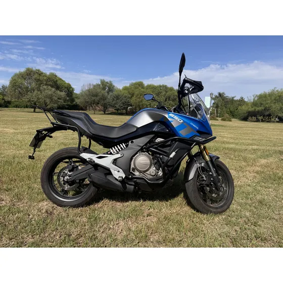 Cf Moto 650 Impecable Con Solo 6325 Km. Nada Que Hacerle.