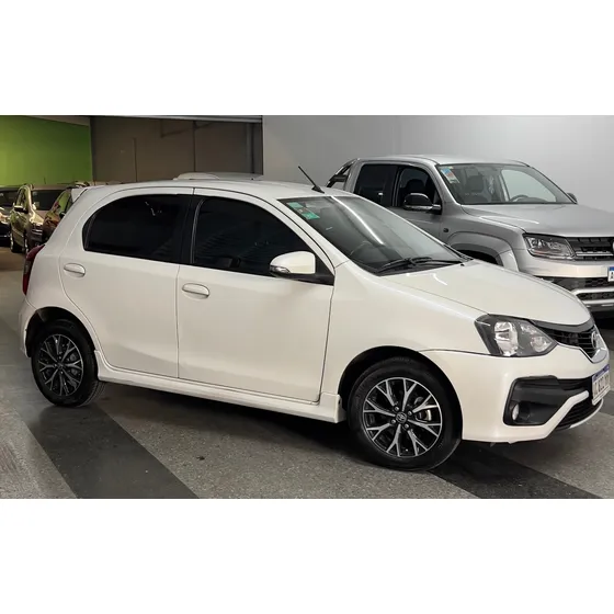 Toyota Etios 1.5 Platinum At