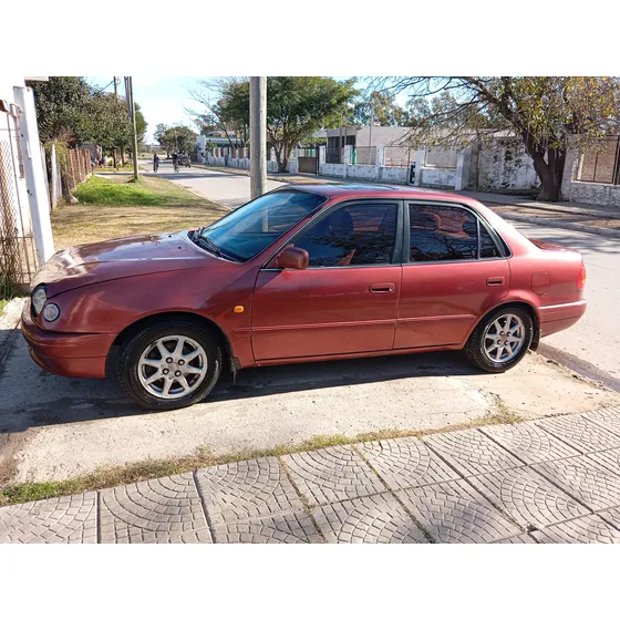 Toyota Corolla 1.6 Gli
