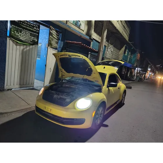Volkswagen Beetle 2.0 Turbo At