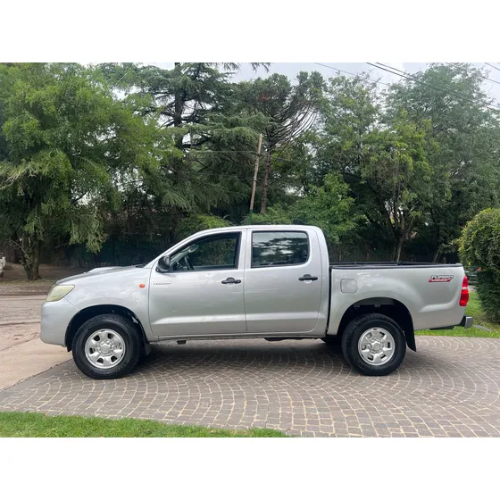 Toyota Hilux Pick-up 2.5 Cd Dx Pack 120cv 4x2 - H3