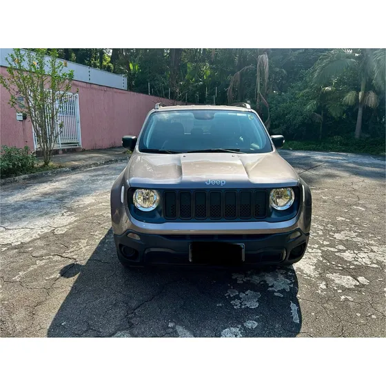 Jeep Renegade 1.8 Flex Aut. 5p