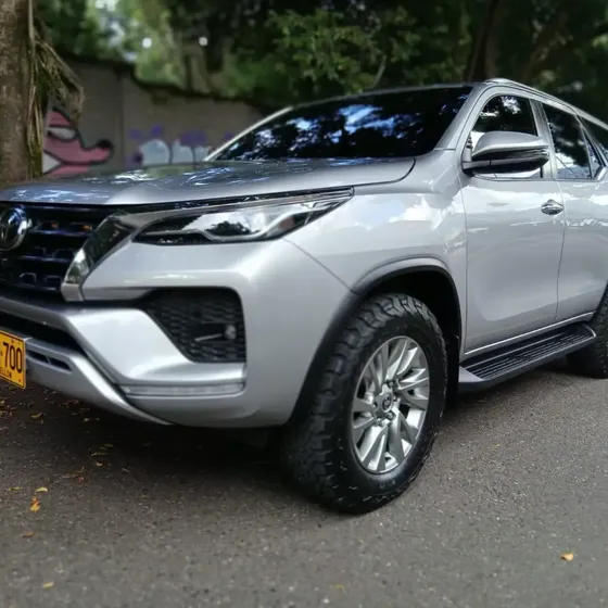 Toyota Fortuner 2024 2.4 Diésel Srv 4x2