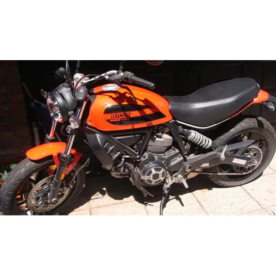 Ducati Scrambler 400 Sixty 2 