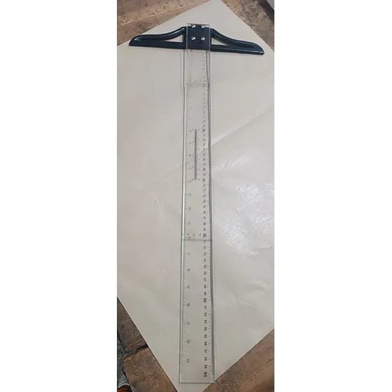 Regla T 60cm Plástico