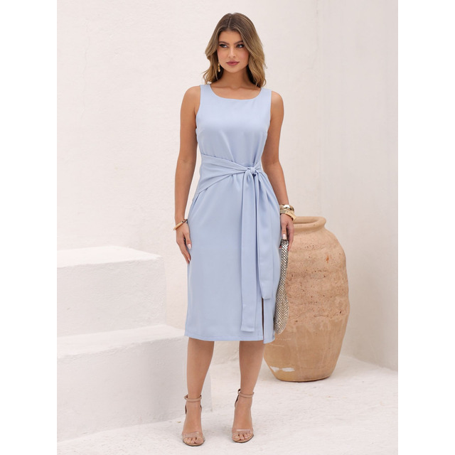 Vestido Com Caimento Leve E Detalhe De Nó Na Cintura Vestido Com Caimento Leve E Detalhe De Nó Na Cintura