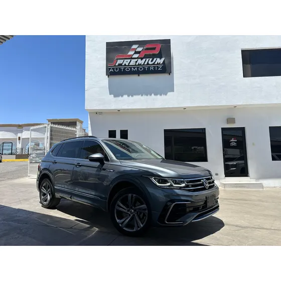 Volkswagen Tiguan 5p R-line L4/1.4 Aut.