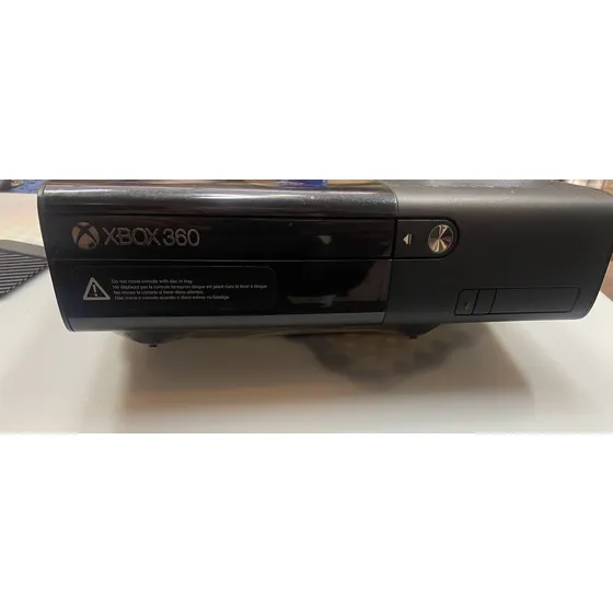 Microsoft Xbox 360 Super Slim Sucata Para Peças Leia Abaixo