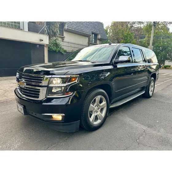 Chevrolet Suburban 5.3 Ltz V8 4wd 2da Cubo At