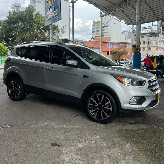 Ford Escape 2017 2.0 Titanium