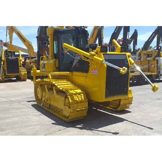 Topadora Komatsu D65 Ex-16