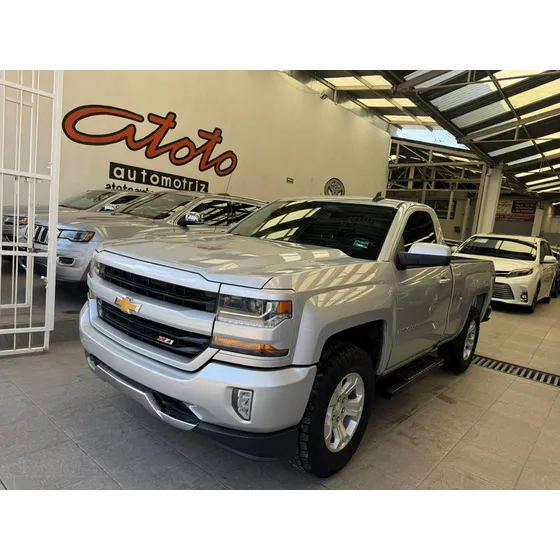 Ford F-150 Cabina Regular V6 At