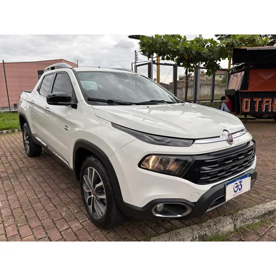Fiat Toro 2.0 Volcano 4x4 Aut. 4p